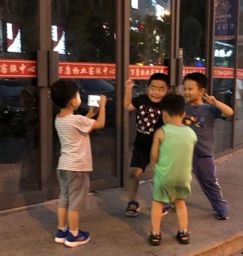 娛樂吃瓜的頭像男真人,男真人生吃瓜背后的故事