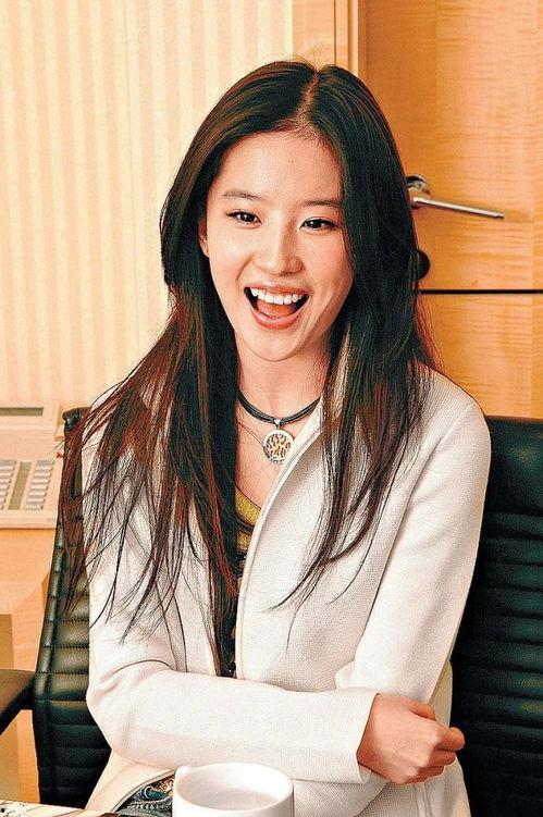 娛樂(lè)圈吃瓜劉亦菲是誰(shuí),娛樂(lè)圈吃瓜界的焦點(diǎn)人物