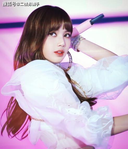 娛樂(lè)吃瓜解約女藝人,娛樂(lè)圈女藝人華麗轉(zhuǎn)身背后的故事