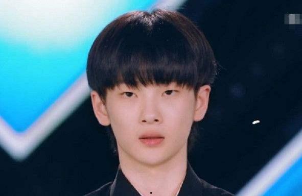 娛樂吃瓜黃明昊微博,娛樂熱點(diǎn)一網(wǎng)打盡