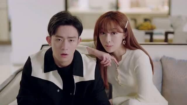 娛樂吃瓜醬情侶日常,娛樂吃瓜醬情侶的甜蜜瞬間