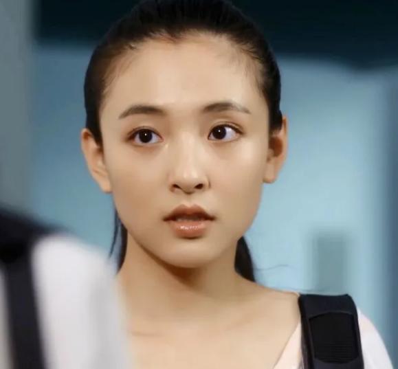 娛樂吃瓜女星生孩子,揭秘明星產(chǎn)子背后的故事