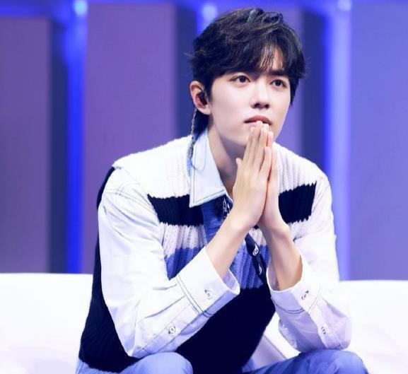 娛樂(lè)吃瓜醬龐博,娛樂(lè)吃瓜界的“瓜王”