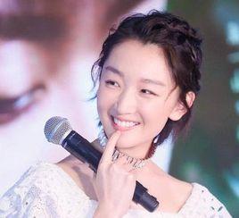 娛樂吃瓜君周冬雨,娛樂圈的“吃瓜”女王，揭秘明星幕后故事