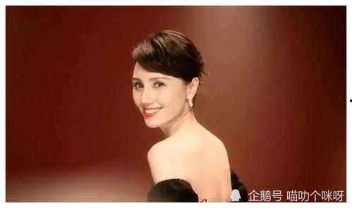 娛樂(lè)吃瓜女明星找男藝人,吃瓜女明星與男藝人之間的甜蜜糾葛