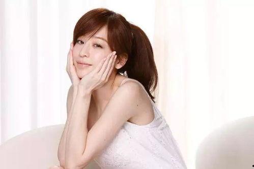 娛樂圈吃瓜王心凌是誰(shuí),揭秘明星幕后故事